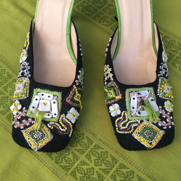 *ON HOLD* Vintage 90’s *Fendi* Beaded Square Toe Heels~ * - Picture 4 of 7